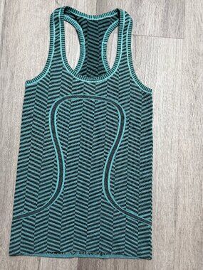 Lululemon Teal Black Herringbone Chevron Run Swiftly Tech Razorback Tank Top Sz2
